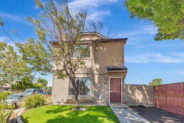 200 Gibson DR 36, Hollister, CA 95023