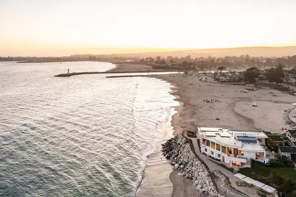 Santa Cruz, CA 95062,2900 E Cliff DR