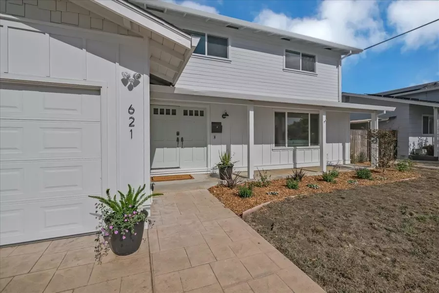 621 Monterey AVE, Capitola, CA 95010