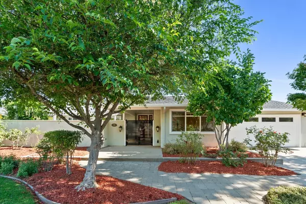 247 Marchmont DR, Los Gatos, CA 95032