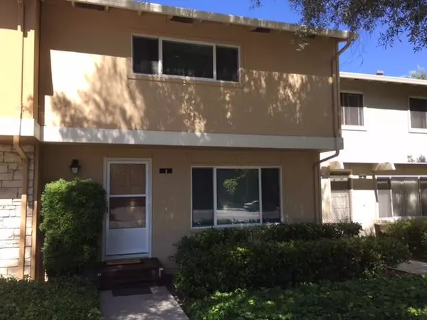 Mountain View, CA 94043,3 Comstock Queen CT