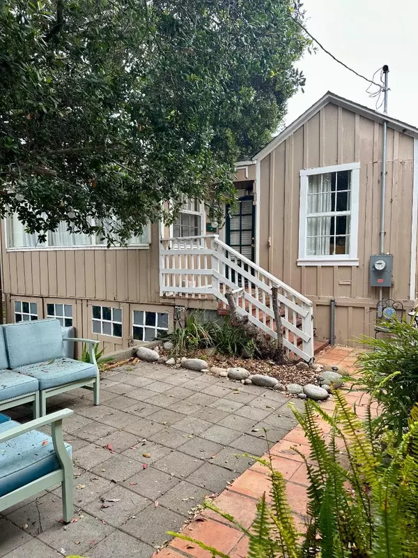 309 Congress AVE, Pacific Grove, CA 93950