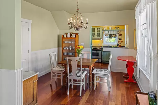 Pacific Grove, CA 93950,705 Union ST