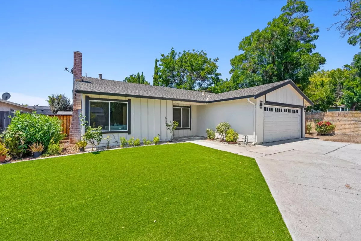 San Jose, CA 95116,295 Esmeralda CT