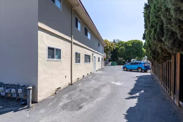 San Jose, CA 95128,2041 Beatrice CT