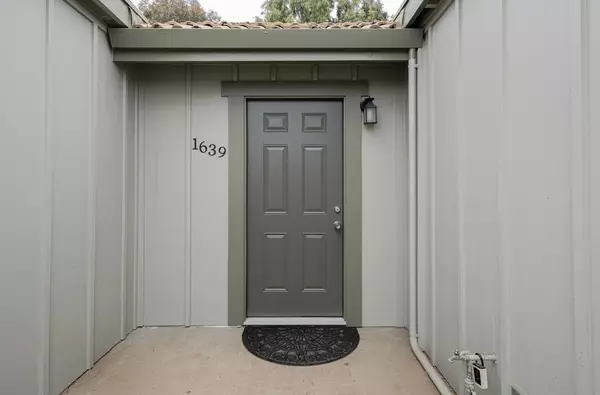 Salinas, CA 93906,1639 Cherokee DR