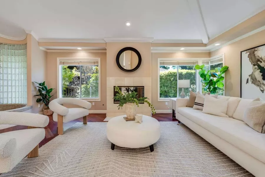 22346 Mcclellan RD, Cupertino, CA 95014