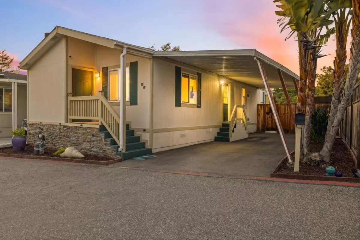 Aptos, CA 95003,2711 Mar Vista Dr 24