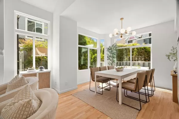 Mountain View, CA 94043,462 Mountain Laurel CT