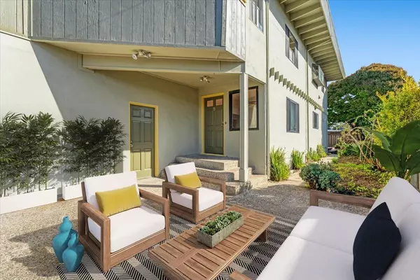 522 Oak DR, Capitola, CA 95010