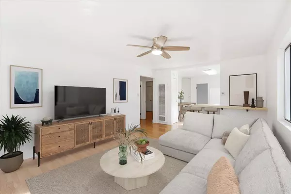 Capitola, CA 95010,522 Oak DR