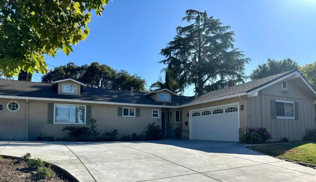 135 Green Hill WAY, Los Gatos, CA 95032