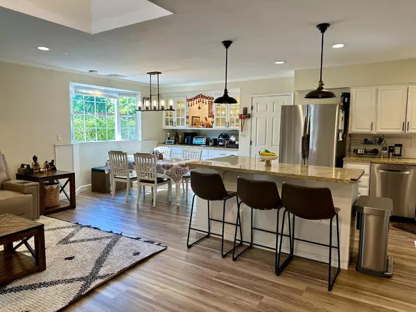 Los Gatos, CA 95032,135 Green Hill WAY