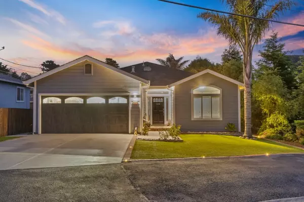 422 Montecito AVE, El Granada, CA 94019