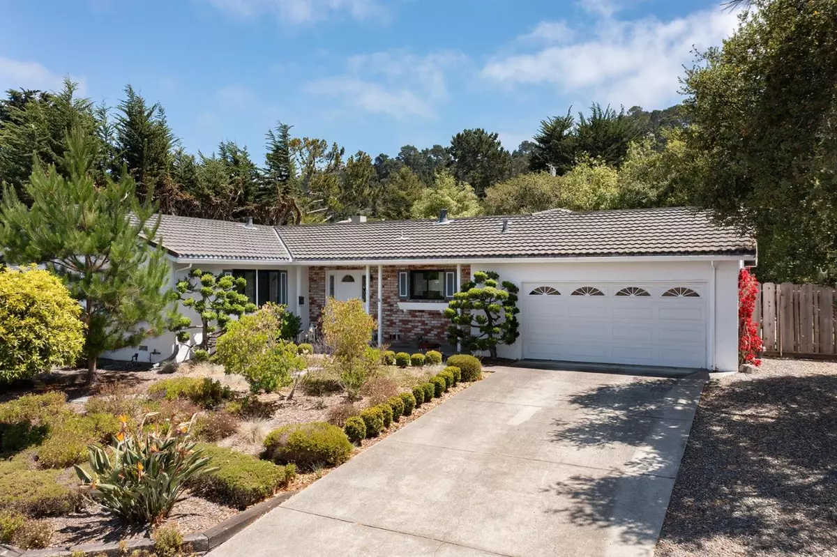 Monterey, CA 93940,2161 Trapani CIR