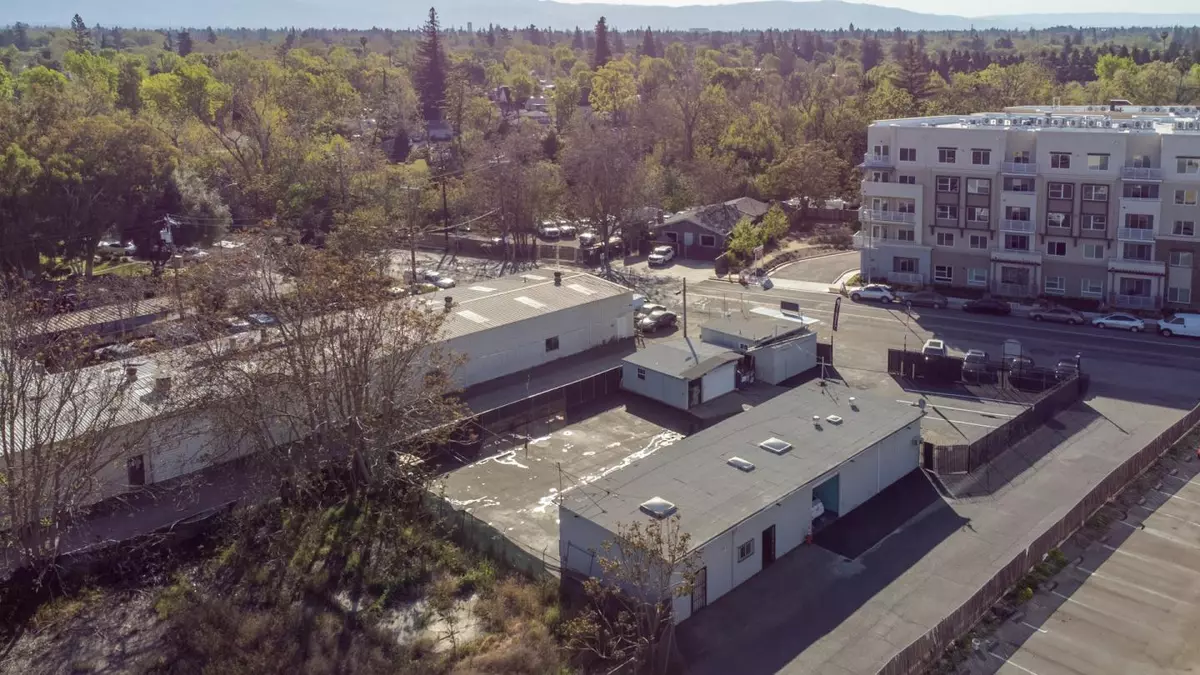 San Jose, CA 95125,1856 Almaden RD