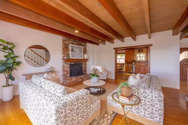 El Granada, CA 94018,1163 Columbus ST