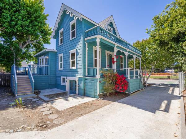 807 Laurel ST, Santa Cruz, CA 95060
