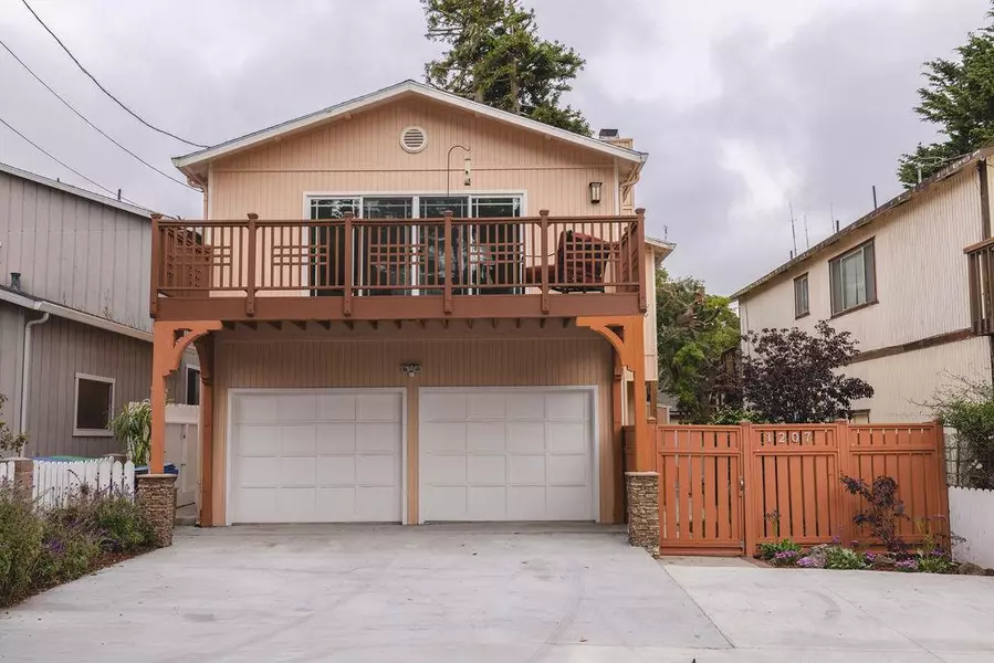 1207 David AVE, Pacific Grove, CA 93950
