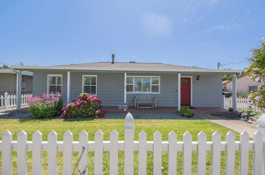 106 San Juan DR, Salinas, CA 93901