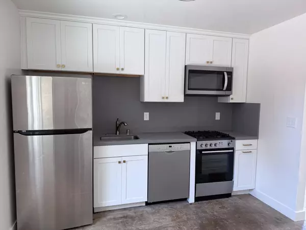 Aptos, CA 95003,124 Winfield WAY