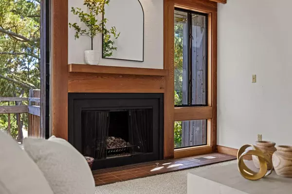 Carmel, CA 93923,24520 Outlook DR 8