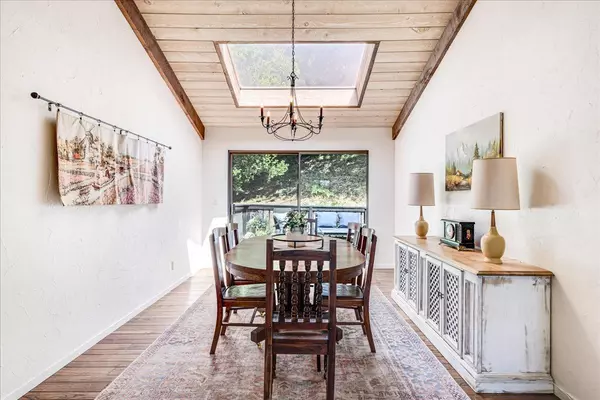 Aptos, CA 95003,284 Brooktree Ranch RD