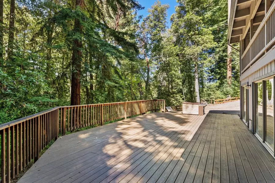 125 Carl DR, Scotts Valley, CA 95066