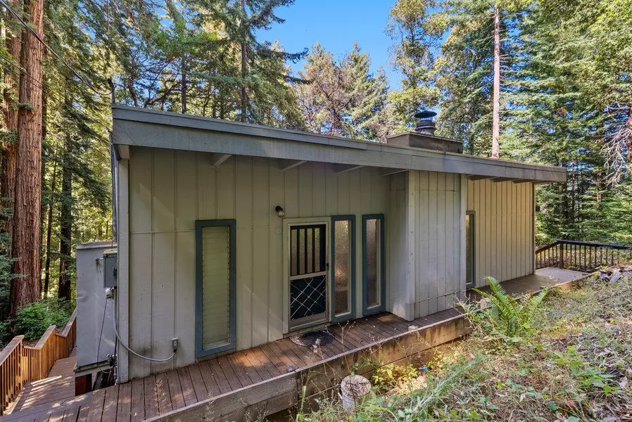 125 Carl DR, Scotts Valley, CA 95066