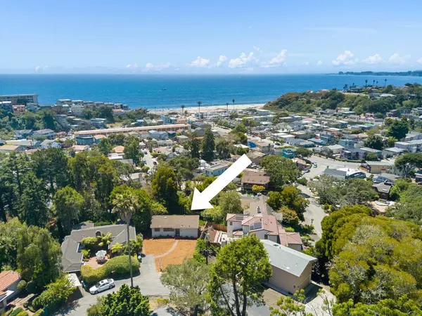Aptos, CA 95003,206 Bayview CT