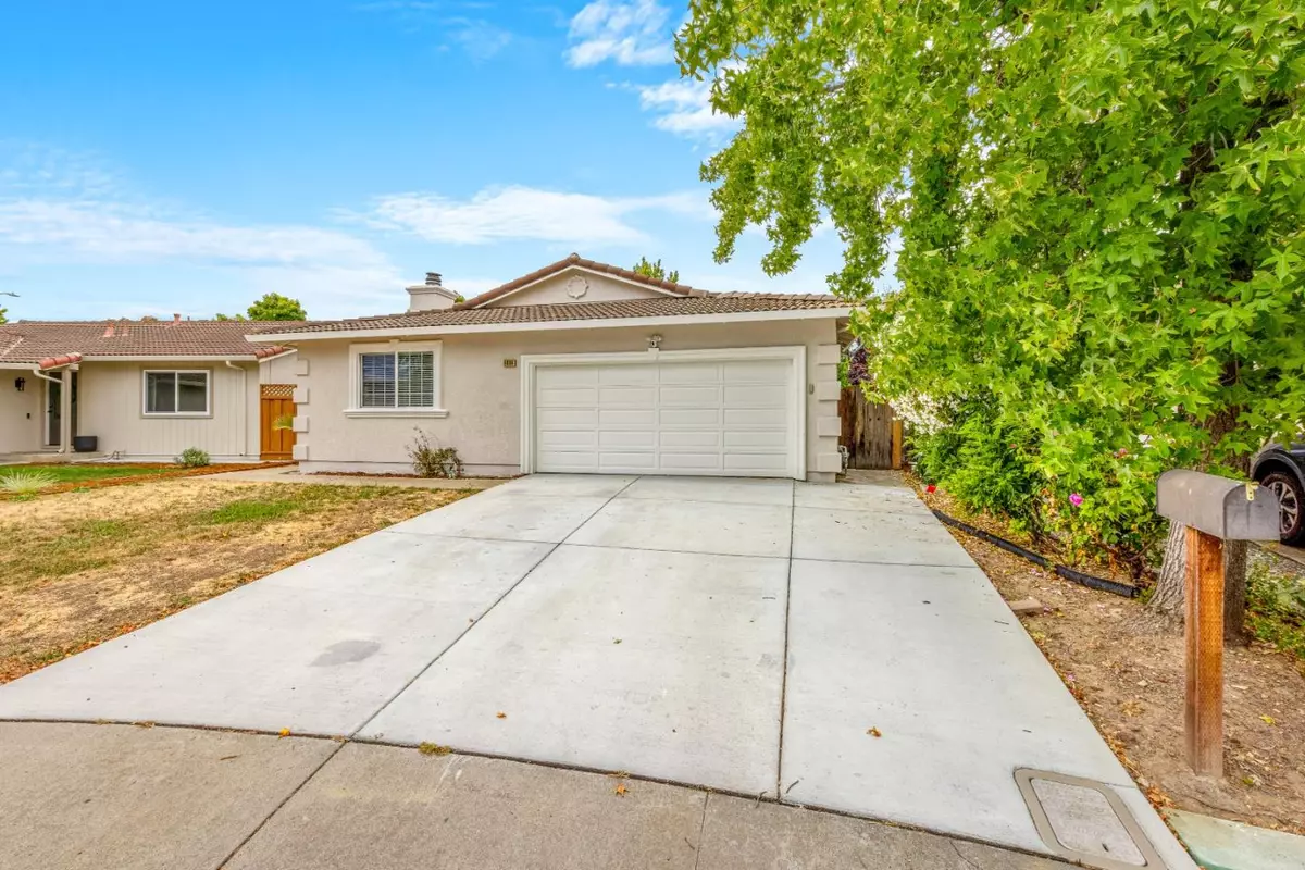 Newark, CA 94560,6084 Amador PL