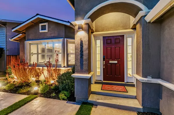 San Jose, CA 95123,5562 Starcrest DR