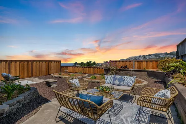 Pacifica, CA 94044,373 Coral Ridge DR