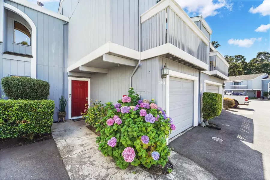 2958 Leotar CIR, Santa Cruz, CA 95062