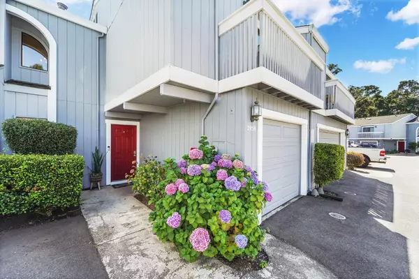 2958 Leotar CIR, Santa Cruz, CA 95062