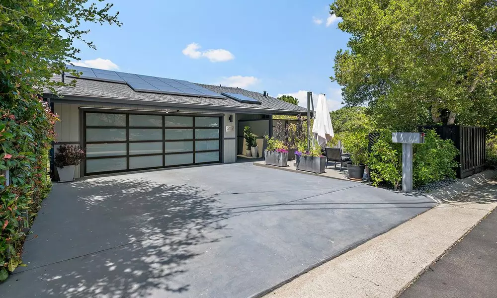 2618 Belmont Canyon RD, Belmont, CA 94002