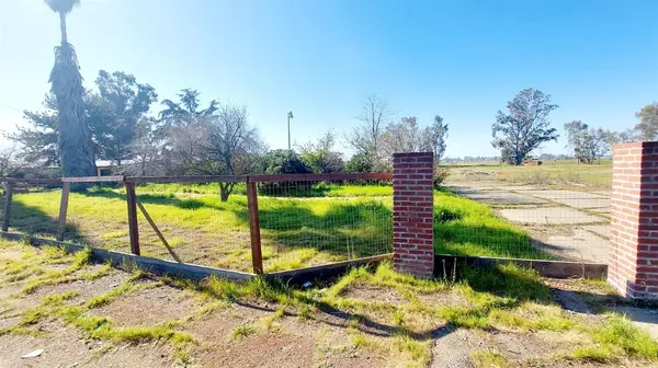 Sacramento, CA 95829,7304 Hedge AVE