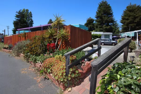 Seacliff, CA 95003,220 Mar Vista 74