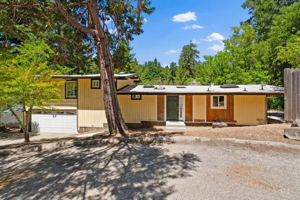 15965 Forest Hill DR, Boulder Creek, CA 95006