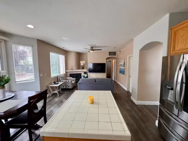 Salinas, CA 93906,1 Eliot CIR