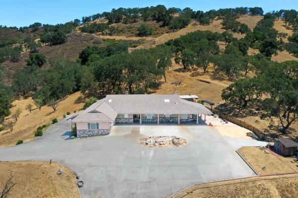 21050 Uvas Road, Morgan Hill, CA 95037
