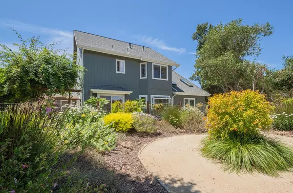 Prunedale, CA 93907,158 Echo Valley RD