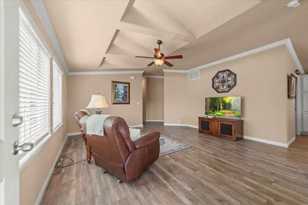 Morgan Hill, CA 95037,275 Burnett AVE 133