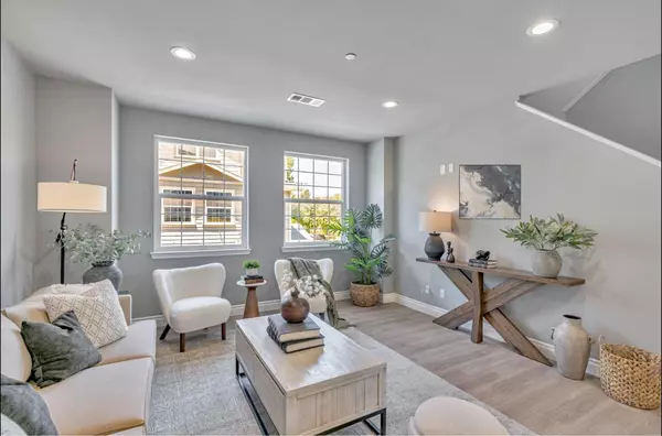 Hayward, CA 94544,24757 O'Neil AVE