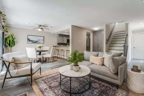Santa Cruz, CA 95062,2915 Leotar CIR