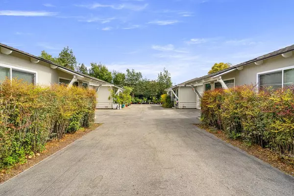 1831 Woodland AVE, East Palo Alto, CA 94303