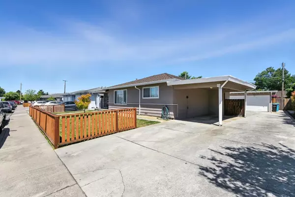 Santa Clara, CA 95050,2475 Karen DR