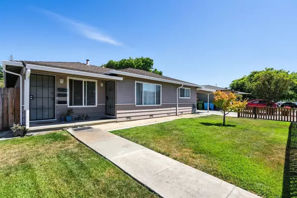 Santa Clara, CA 95050,2475 Karen DR