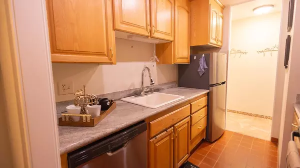 San Bruno, CA 94066,8112 Shelter  Creek LN 8112