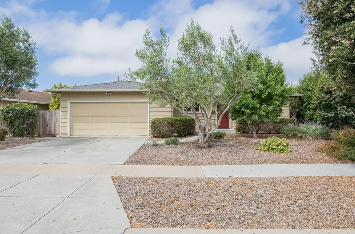 Salinas, CA 93901,715 Via Maria